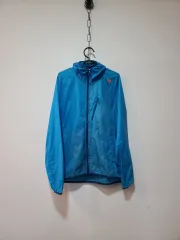 アディダス ウィンドブレーカー