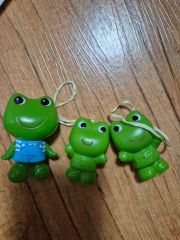 海外作家さん作のカエルさん 海外作家さん作のカエルさん - メルカリ