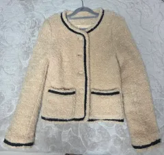 ブランド納品 訳あり フリース ジャケット ベージュカラーです