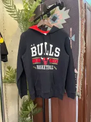 アディダス NBA シカゴ・ブルズ バスケットボール パーカー Tシャツ #csz652