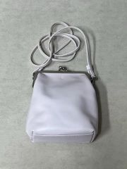 美品 HIROFU ヒロフ レザー ショルダーバッグ シルバー チェスタ
