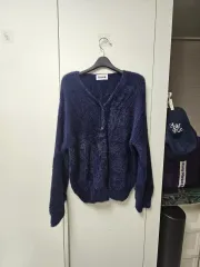 Vネックカーディガン