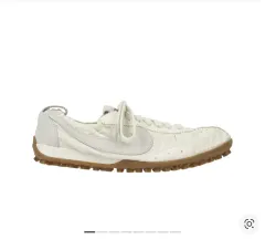 JACQUEMUS ジャックムス ムーンシュー ソフト パール 285のサムネイル