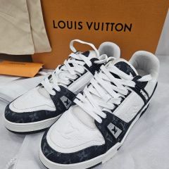 ルイ・ヴィトン 入手困難トレイナーライン 1A9JG9 白黒デニム パンダ 
