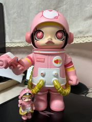 アクション仮面バージョン_MOLLY × クレヨンしんちゃん 400%+100