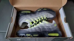 250 NIKE エア マックス95 OG 2015 蛍光 ネオン イェロー