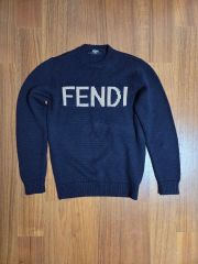 FENDI SPECIAL EDITION トレーナー 黒刺繍あり - メルカリ