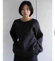 ほんのり透けて、柔らかい」アルパカ混の起毛ニット 北欧、暮らしの