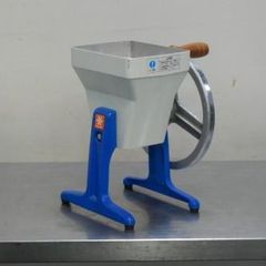 美品】Hatsuyuki 初雪 砕氷機アイスクラッシャー HA-1700 手動 - メルカリ