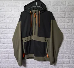 UNDER ARMOUR アンダーアーマー アノラック（アノラック） ウィンドブレーカー 出品