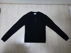 M*d様 美品 Moncler ヘンリーネックサーマルシャツ ブラック Mサイズ