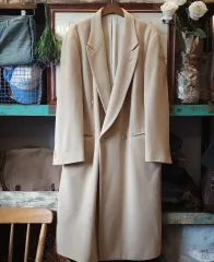 90s GIORGIO ARMANI(ジョルジオ アルマーニ) ウールコート ピークドラペル ヴァージンウール ダブルコート クリーム色 52のサムネイル