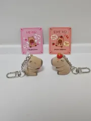 カピバラのお守りフィギュアキーホルダー（カード含む） 良好なクオリティ