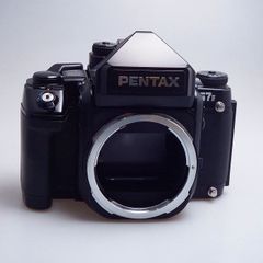 完動美品】PENTAX 67II AEボディ＋純正木製グリップ - メルカリ