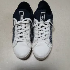マイケルコース ロゴ スニーカーのサムネイル