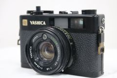 希少な動作品 YASHICA ELECTRO35 CC 35mm F1.8 - メルカリ