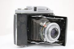 コニシロク Pearl II フィルムカメラ Hexarレンズ ケース付き - メルカリ