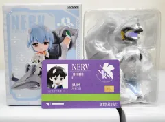 ポップマート エヴァンゲリオン 碇 シンジ+羽風 薫 出品 popmart