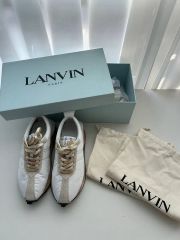 人気カラー travis着用カラー lanvin curb sneaker - メルカリ