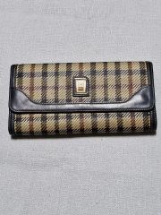 FENDI Pecan Bifold Long Wallet - メルカリ