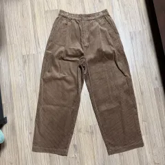 URBAN RESURCH コーデュロイタックテーパードパンツ