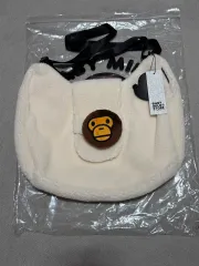 A BATHING APE ベイビー マイロ ポウ ファー large トートバッグ アイボリーのサムネイル