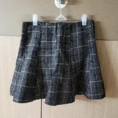 チェック柄ミニスカート