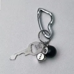 キーホルダー 未使用 鍵キーホルダー サイコロキーホルダー ビリヤードボールキーホルダー