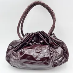 BOTTEGA VENETA（ボッテガヴェネタ）イントレチャート ドローストリング ハンドバッグ パテントレザー ボルドー 編み込みハンドル レディース【中古】