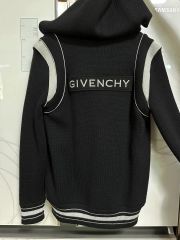 GIVENCHY ジバンシィ スタジャン 34 ブラック×ホワイト専用 - メルカリ