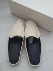 ORR orr オル ポインテッド フラットシューズ 新品 24cm - メルカリ