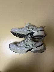ナイキ v2k ランニングシューズ スニーカー