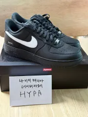 Supreme x NIKE エアフォース1 ブラック