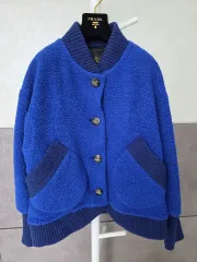 Vivienne Westwood ヴィヴィアン・ウエストウッド ボア ブルゾン アウター 40サイズ (ウィンター 着用)のサムネイル