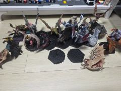 ウルトラ怪獣戯画 フィギュア5点セット - メルカリ