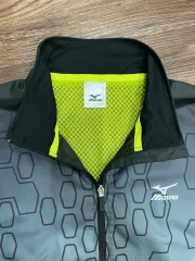 ミズノ MIZUNO ウィンドブレーカー ブラック