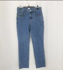 (新品) セミフレア セミブーツカット デニム