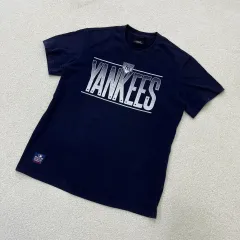 105 MLB ニューヨーク・ヤンキース 半袖 Tシャツ 0317M