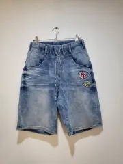 カジュアルなデニム ハーフパンツ