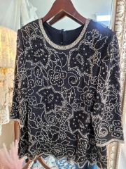 BCBGMAXAZRIA ゴールド系レーストップス Oサイズ - メルカリ