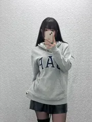 ギャップ オールドスクール モダン カジュアル ヴィンテージ ビックロゴ フーディー Tシャツ M C10024