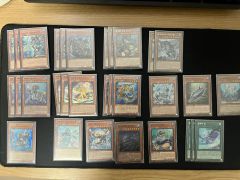 遊戯王 魔轟神 デッキ＋おまけ ルリー有 旧DT多 - メルカリ