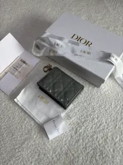 ディオール レディ リングウォレット (フルセット)