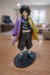 『鬼滅の刃』のキャラクター、冨岡 義勇フィギュア