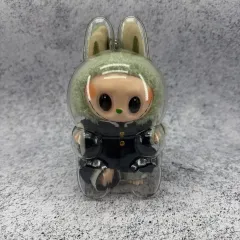 Labubu クリア ケース 座っている バージョン