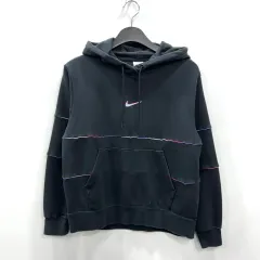 ナイキ セミクロップド フードTシャツ