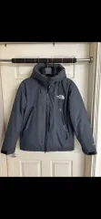 THE NORTH FACE ザノースフェイス ダウン L 新品（試着のみ）出品