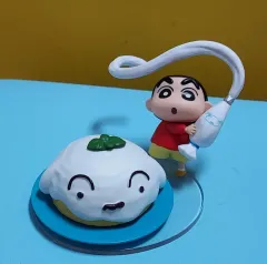 クレヨンしんちゃんフィギュア