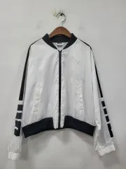 PUMA プーマ 白 ブラック ウィンドブレーカー ジャケット