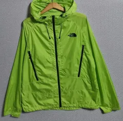 105) THE NORTH FACE ザノースフェイス ネオンライム 軽量ウィンドブレーカーのサムネイル